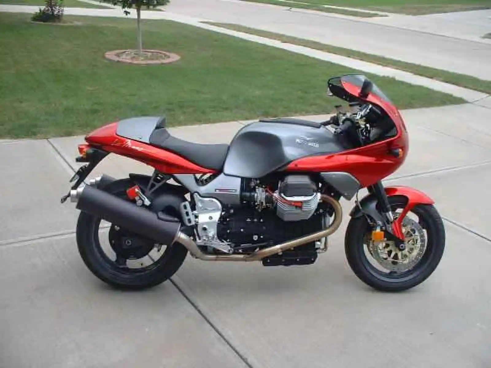 Moto Guzzi V11 Le Mans 2002