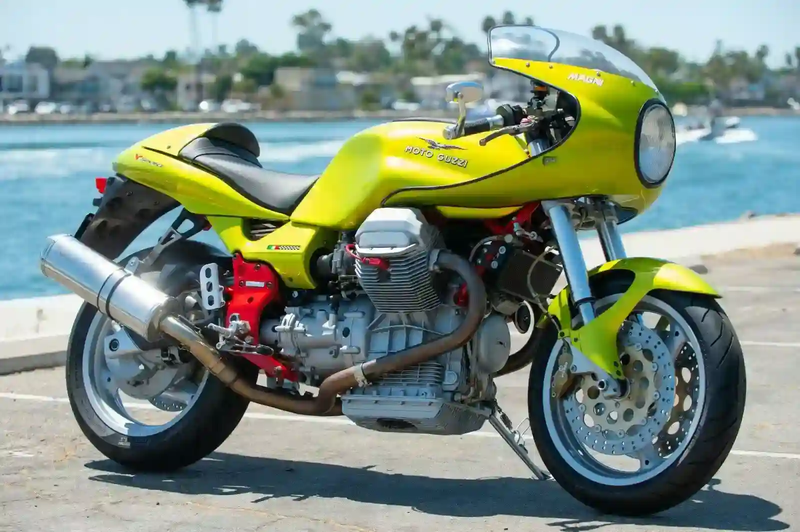 Moto Guzzi V11 Sport 2000