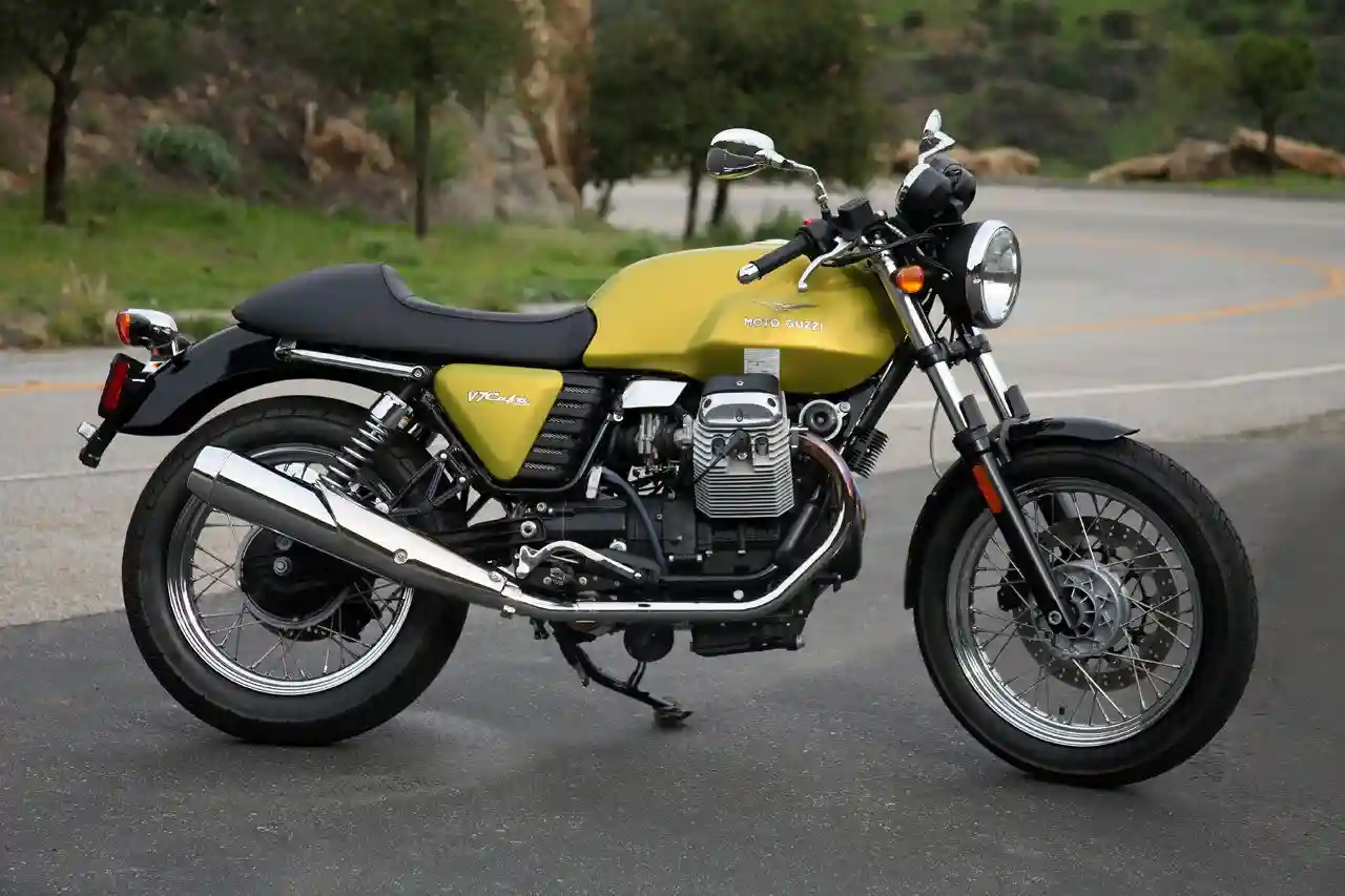 Moto Guzzi V7 Cafe Classic 2012