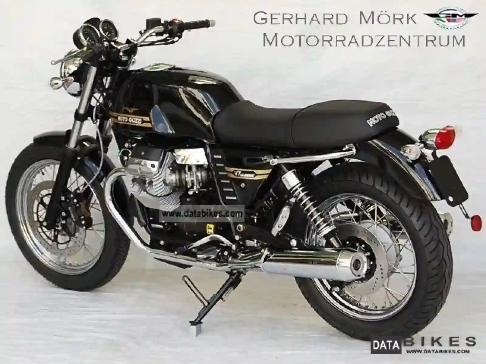 Moto Guzzi V7 Classic 2012
