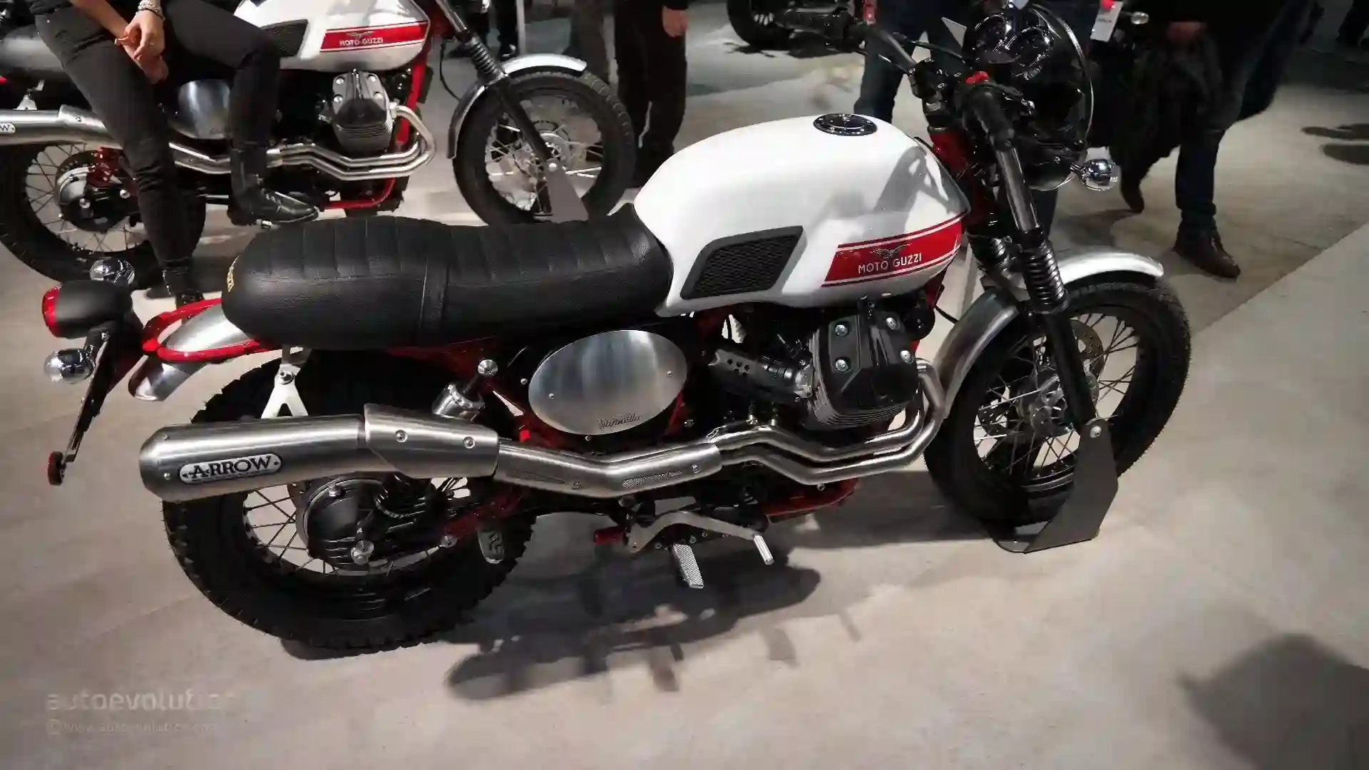 Moto Guzzi V7 II Stornello 2017