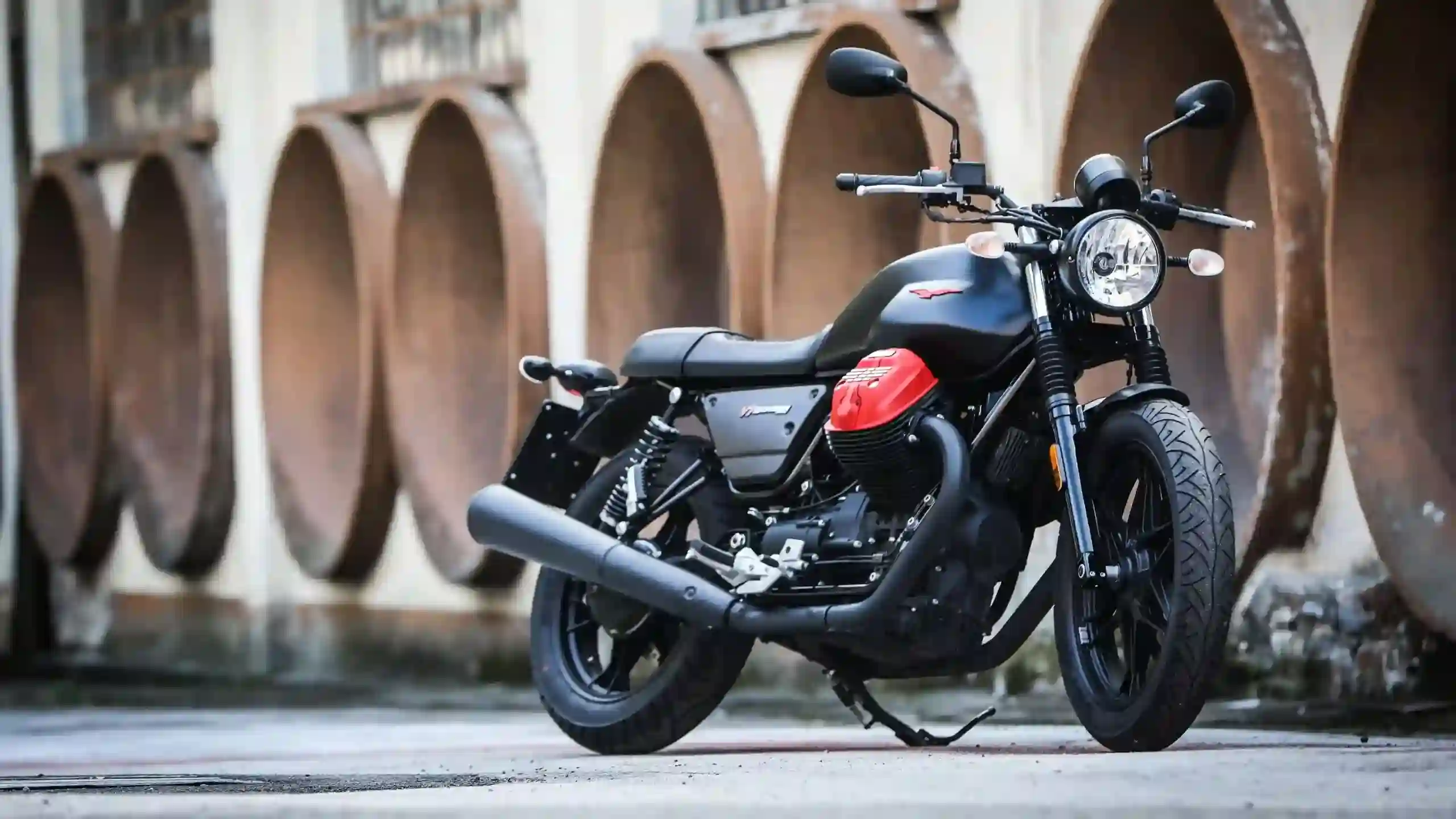 Moto Guzzi V7 III Carbon 2018