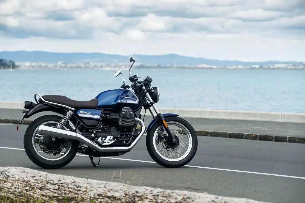 Moto Guzzi V7 Special 850 2022