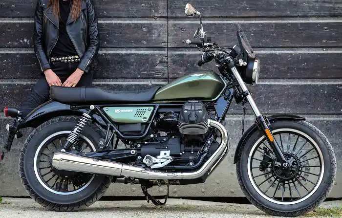 Moto Guzzi V9 Roamer 2019