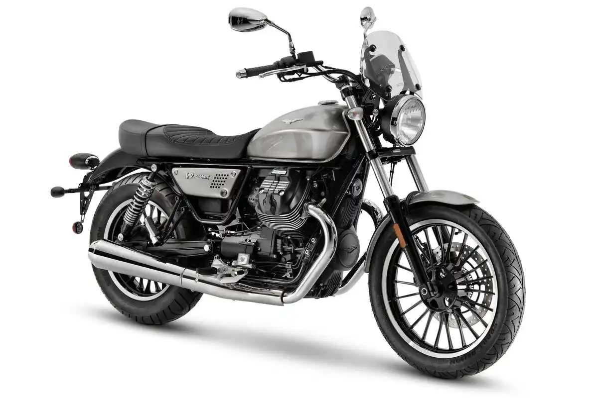 Moto Guzzi V9 Roamer 2021