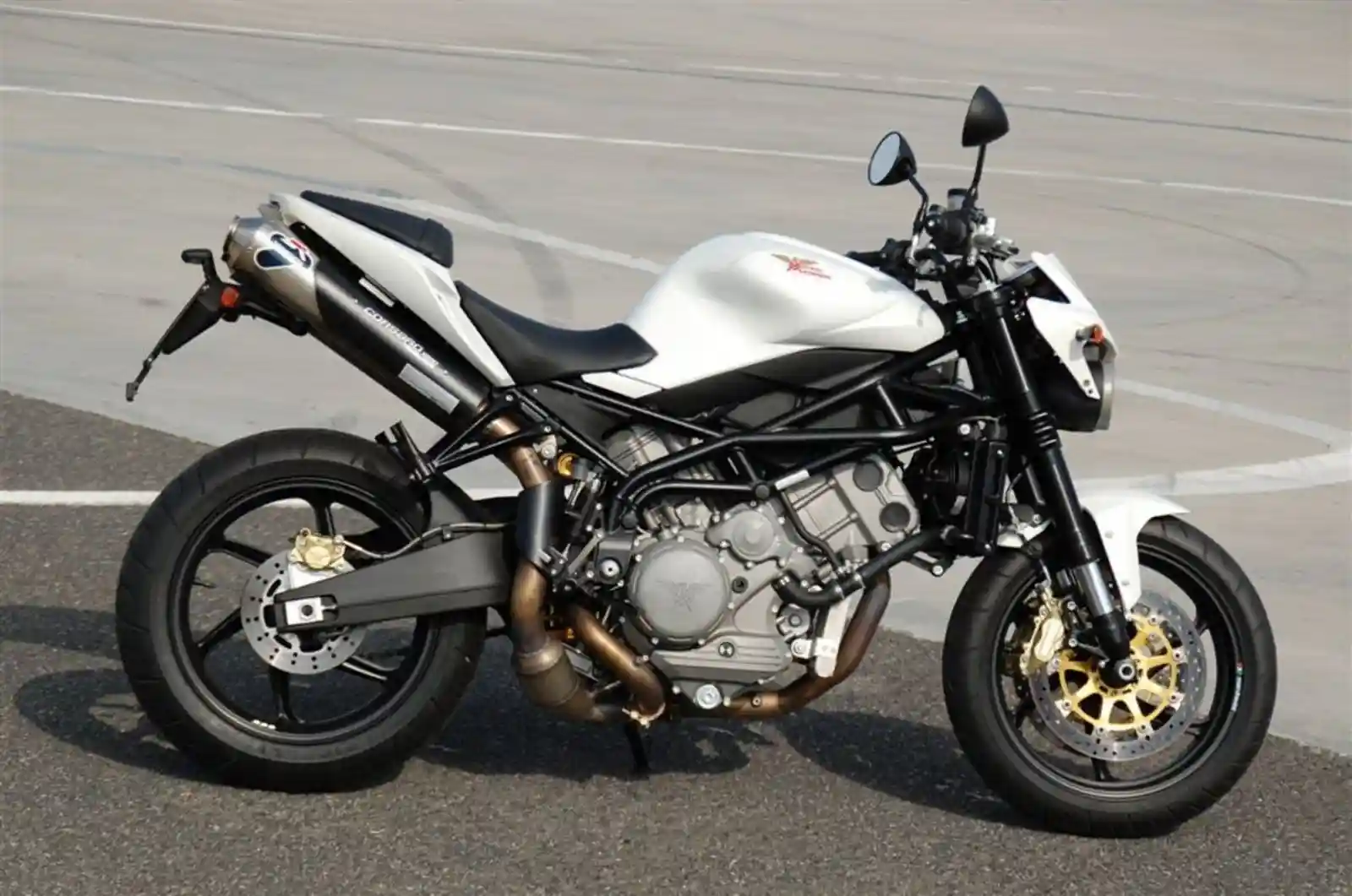 Moto Morini Corsaro Avio 2012