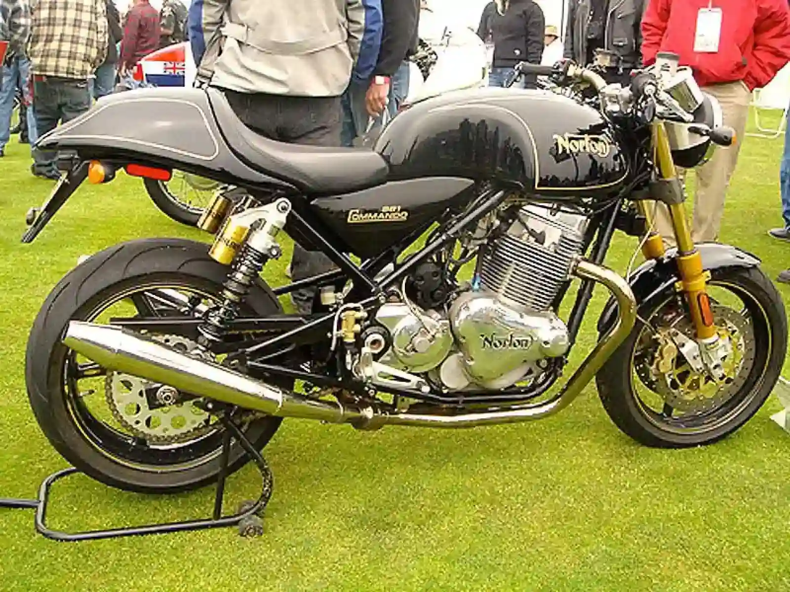 Norton C 652 Combat 2001