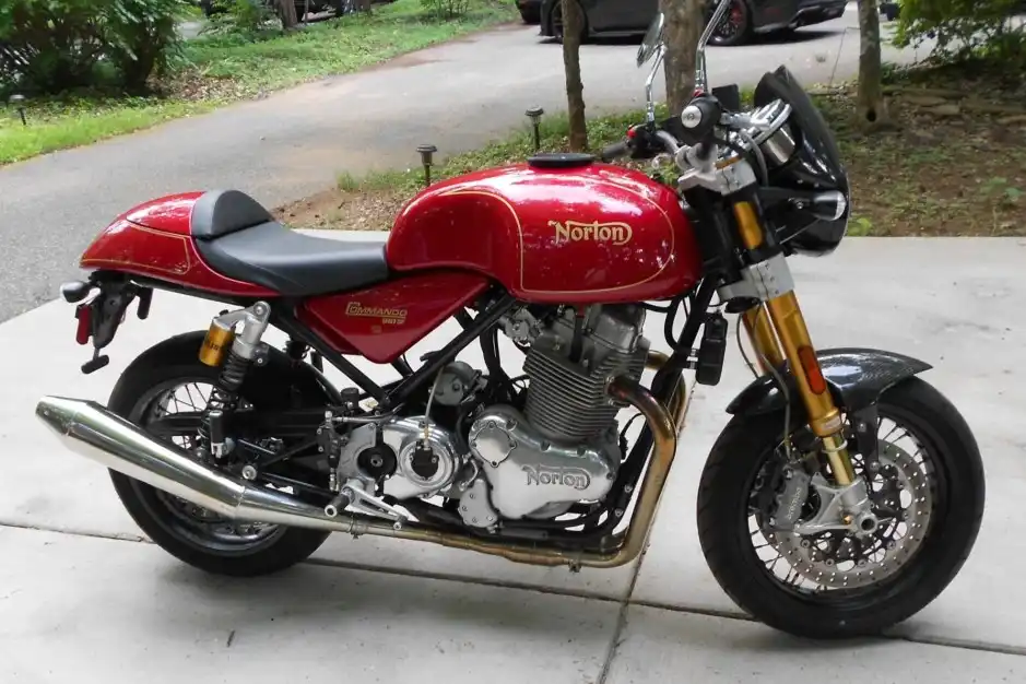 Norton Commando 961 SF 2014