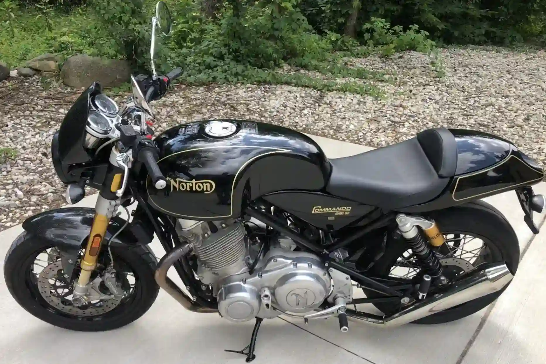 Norton Commando 961 SF 2015