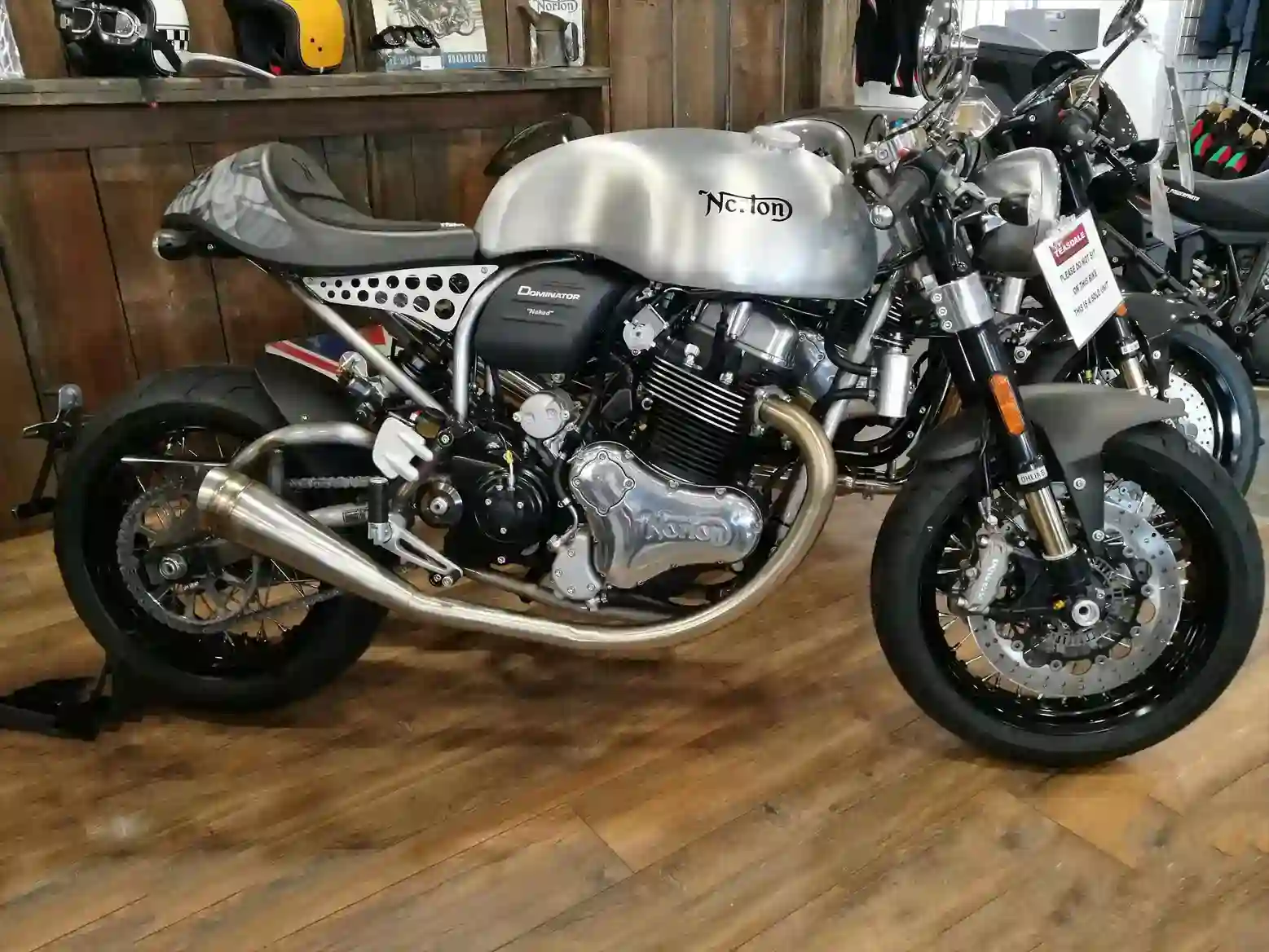 Norton Dominator 2017