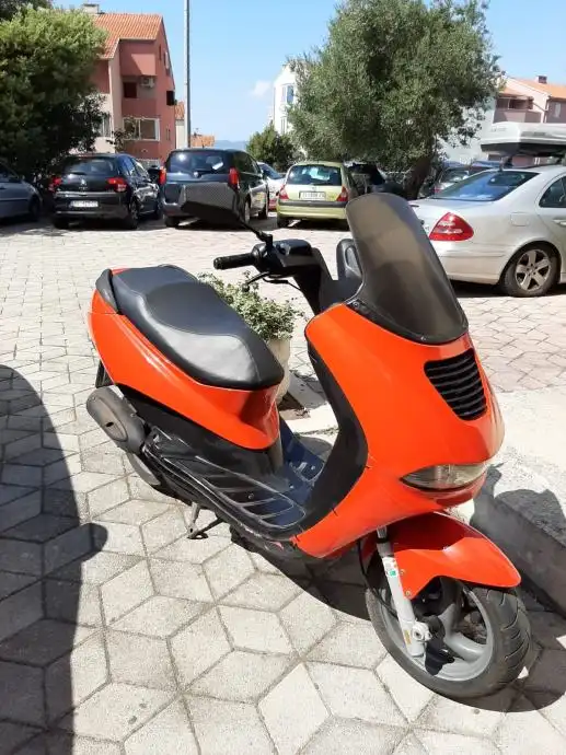 Peugeot Elyseo 100 2003