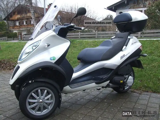 Piaggio MP3 Hybrid 2012
