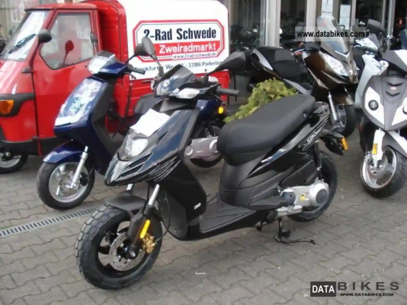 Piaggio Typhoon 125 2011