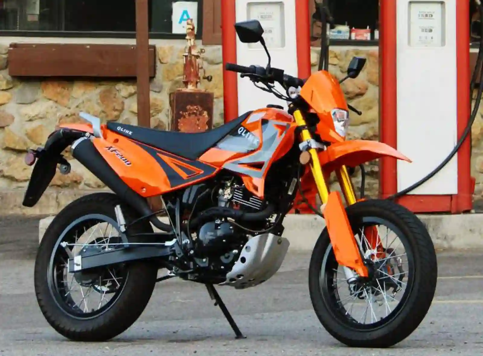 Qlink XP 200 2010