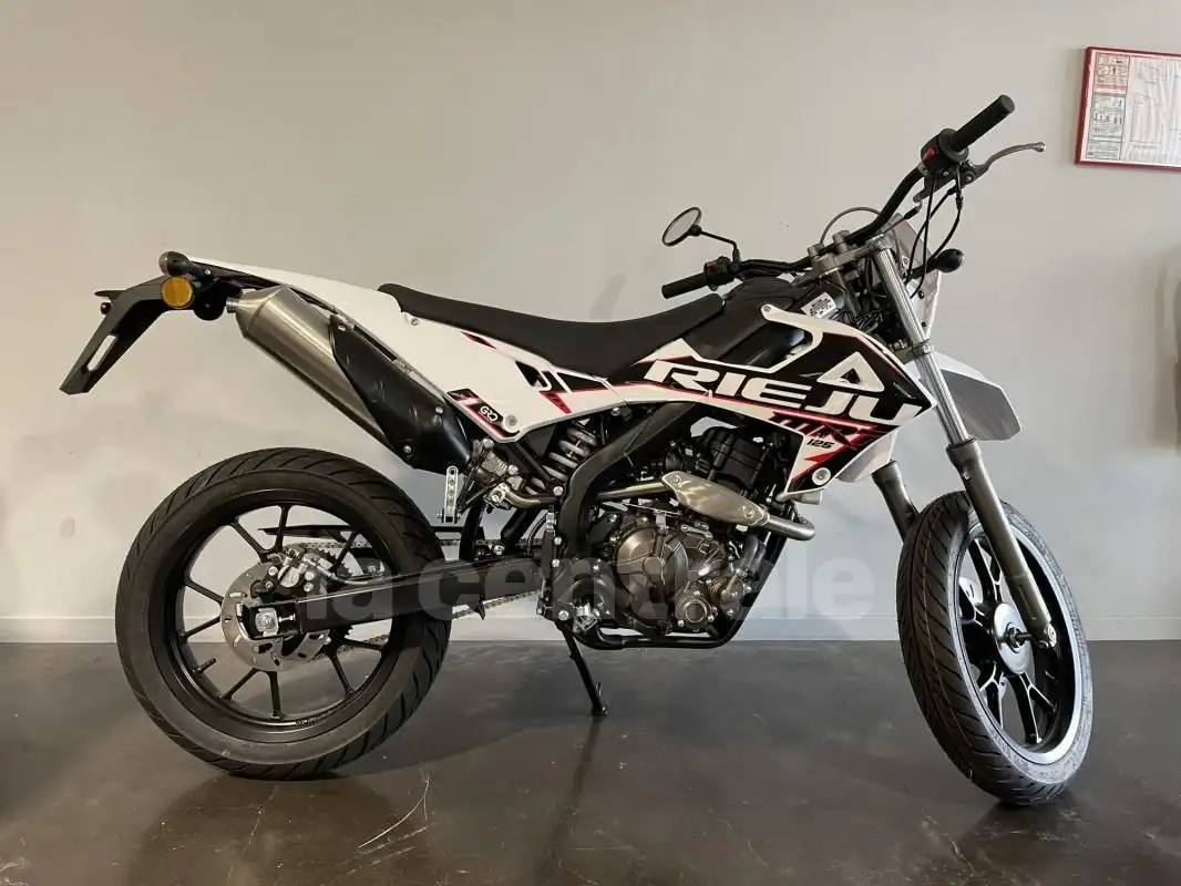 Rieju MRT 125 SM LC 2023