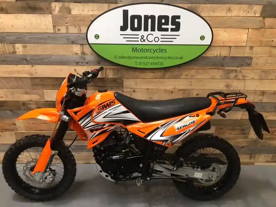 Sinnis Apache 125 2016