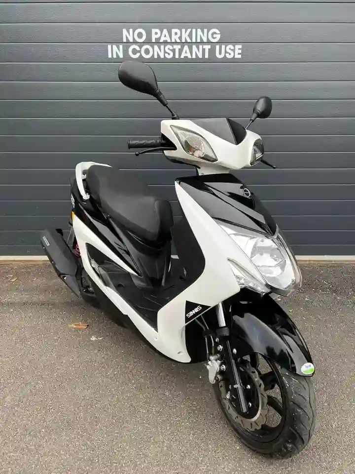 Sinnis Hero 125 2020