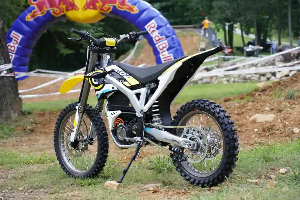 Surron Storm Bee F 2023