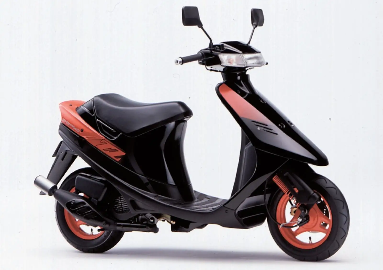 Suzuki Address V100 2005