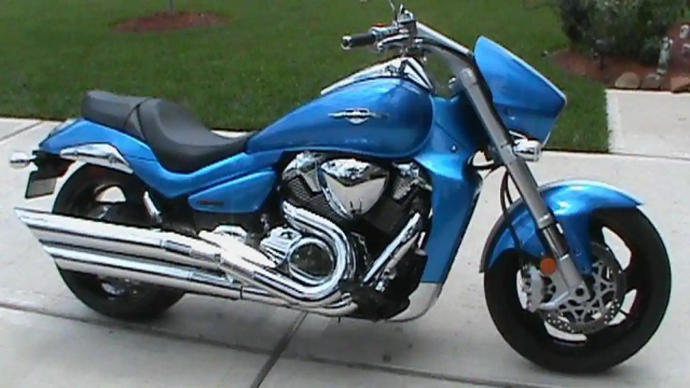 Suzuki Boulevard C109R 2012