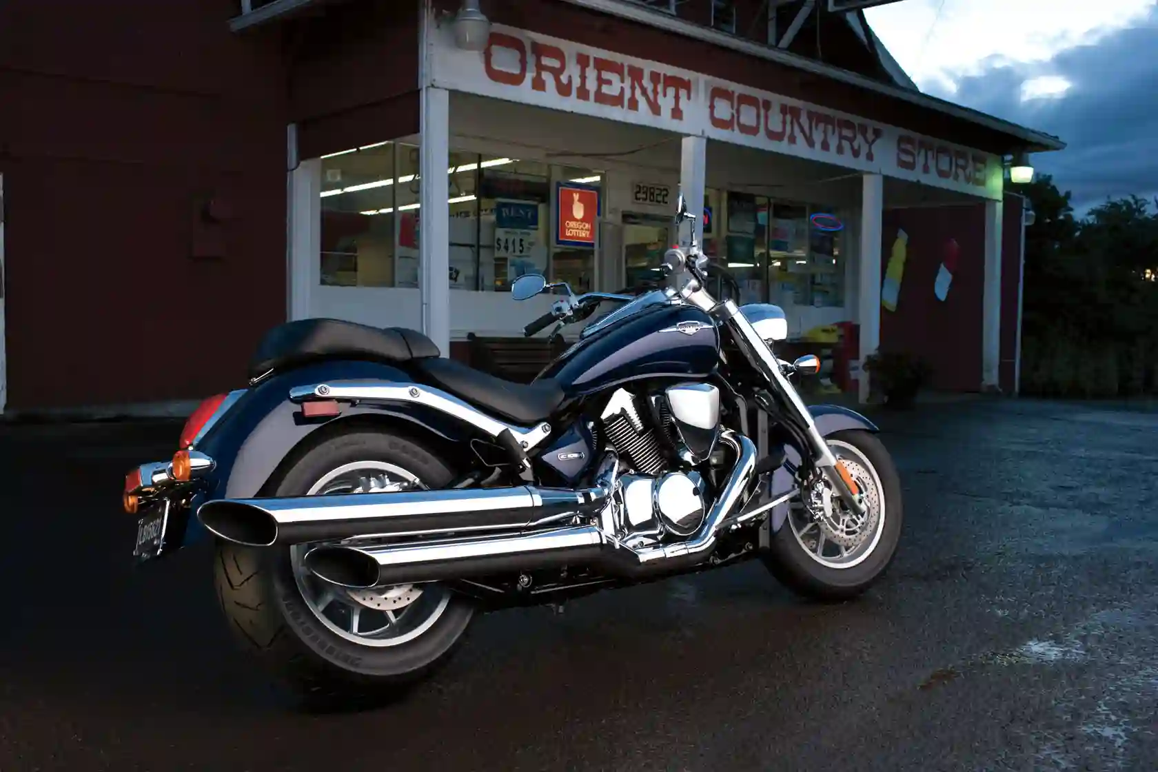 Suzuki Boulevard C109RT 2012