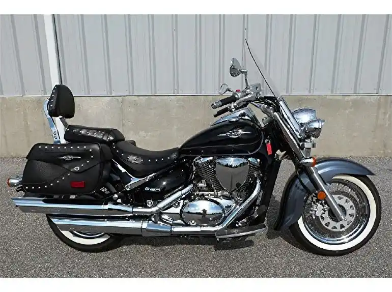 Suzuki Boulevard C50 2011