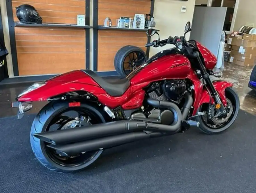 Suzuki Boulevard M109R B O S S 2023