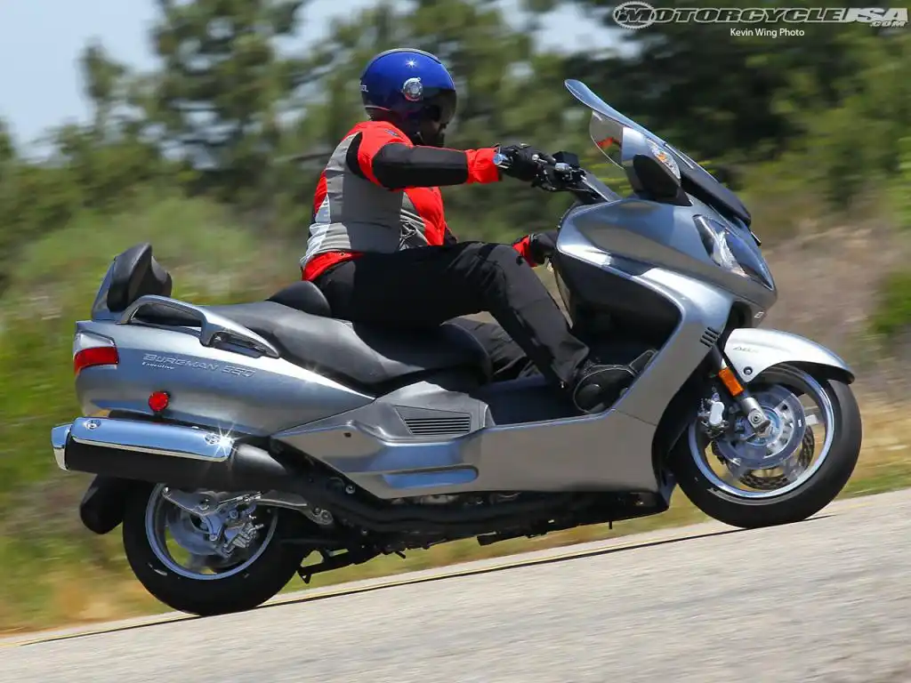Suzuki Burgman 650 2011