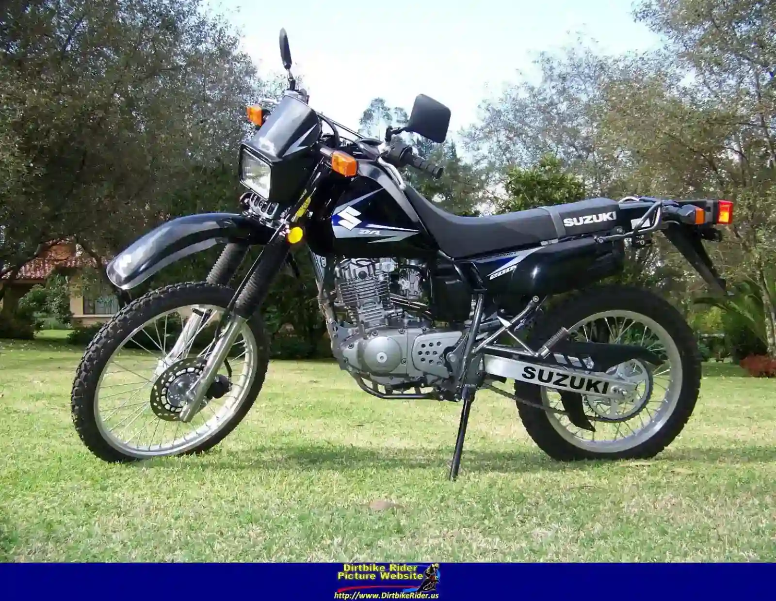 Suzuki DR200SE 2009