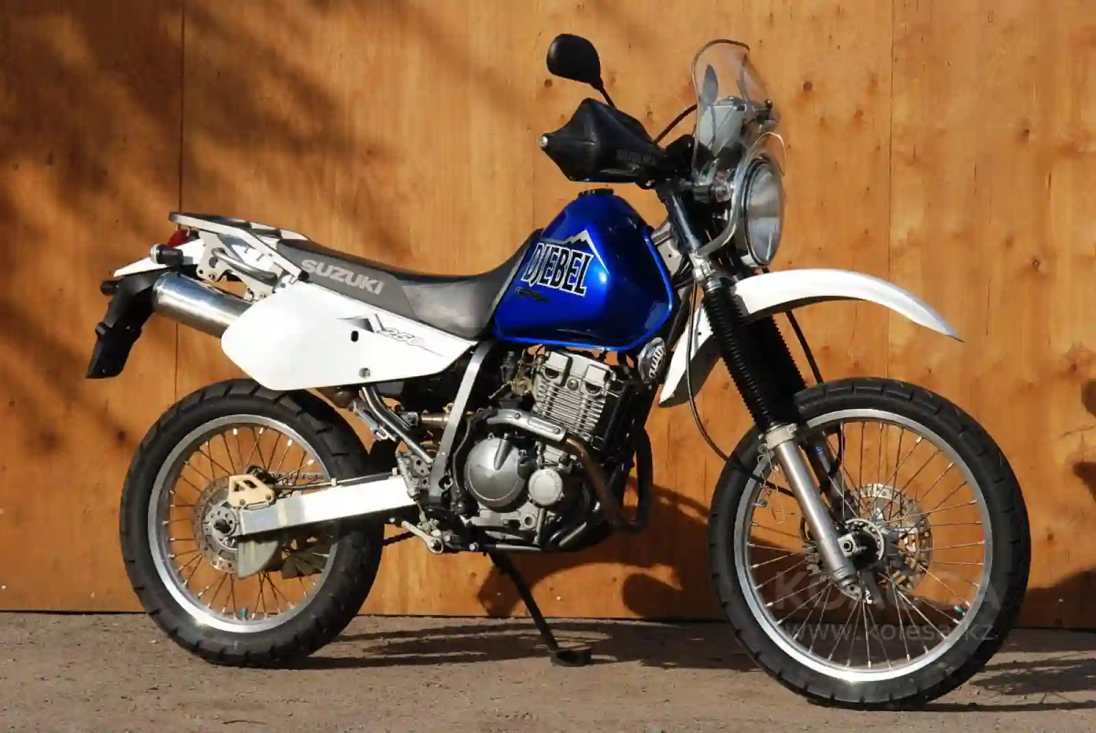 Suzuki Djebel 250 XC 2002