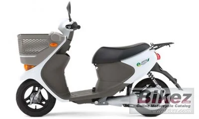 Home 2 Suzuki E Lets 2018