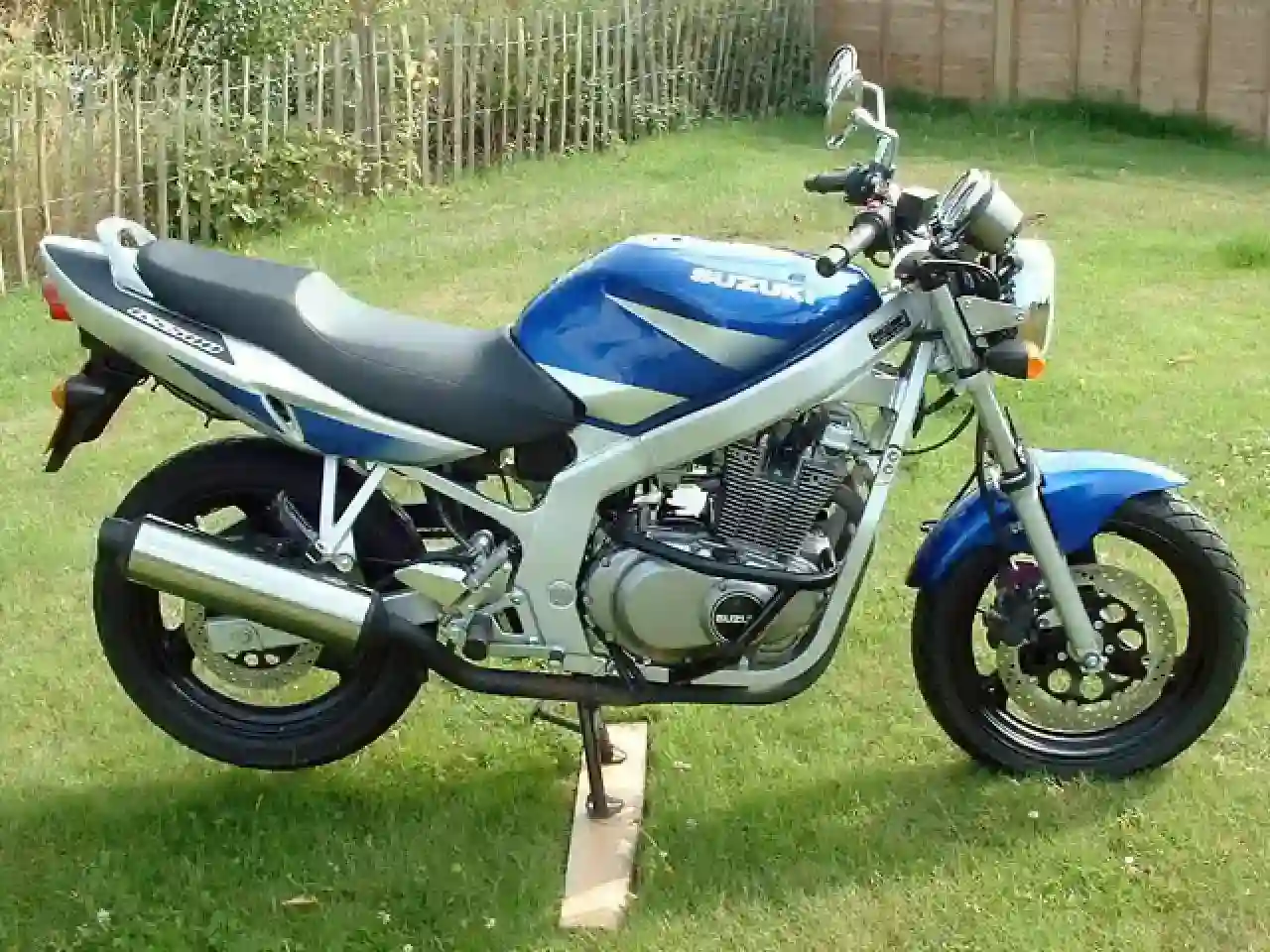 Suzuki GS 500 E 2003