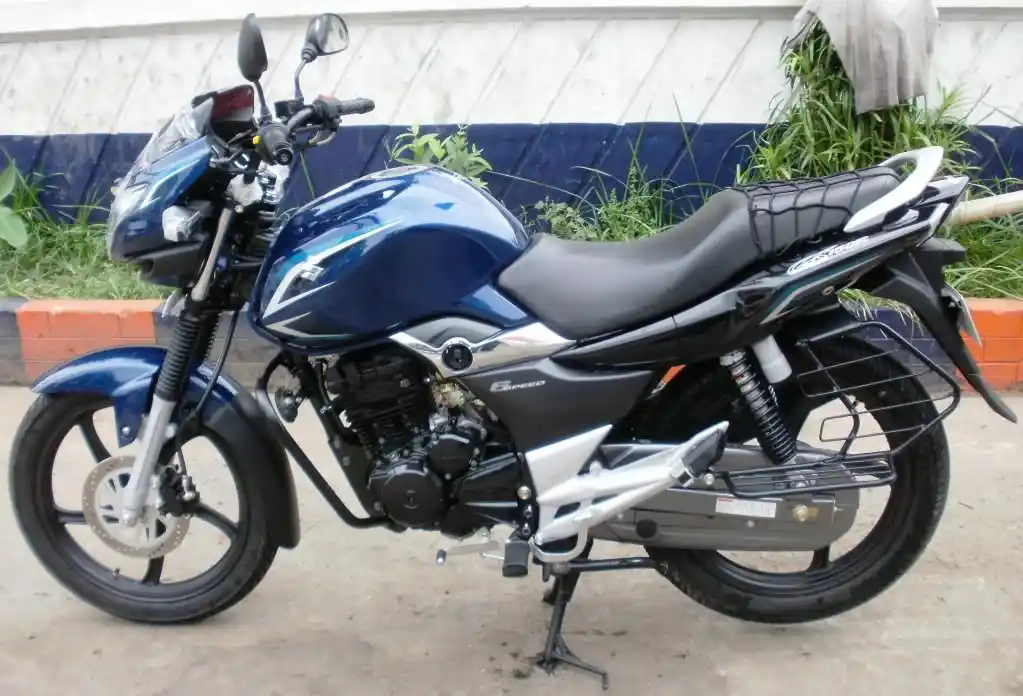 Suzuki GS150R 2014