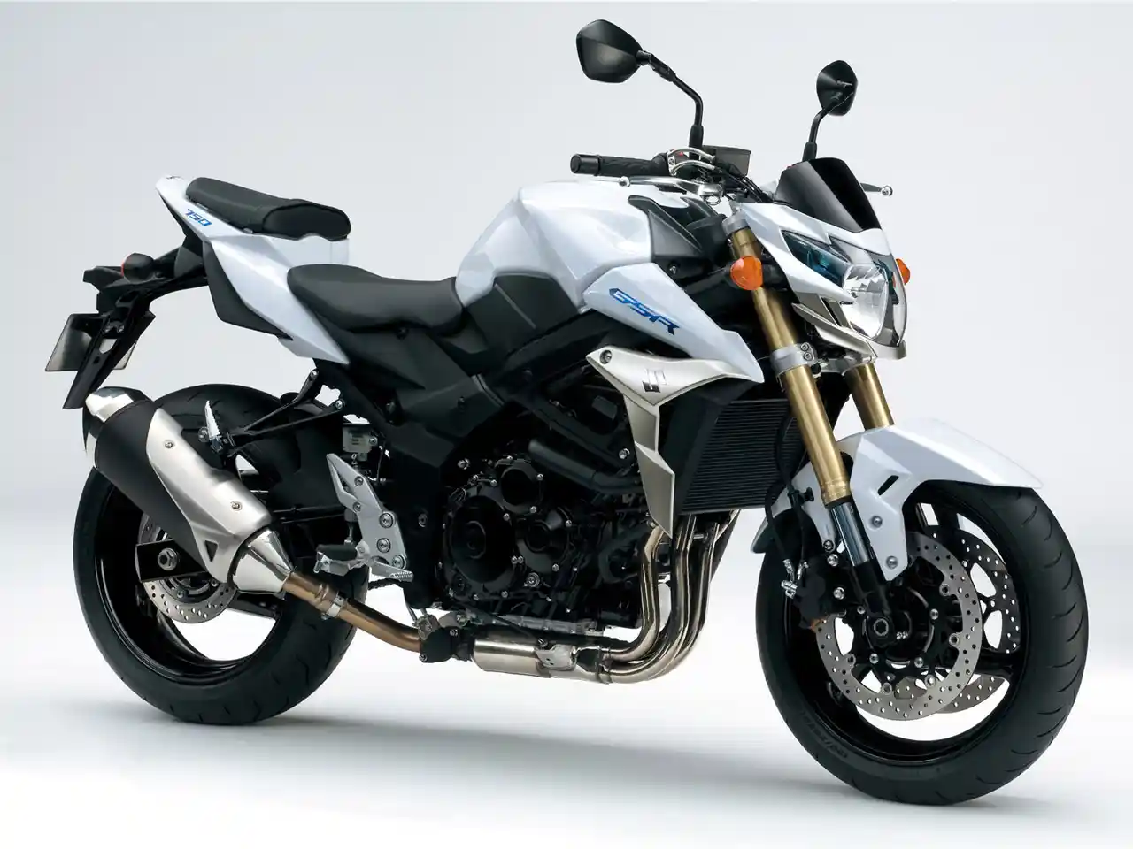 Suzuki GSR 400 2011