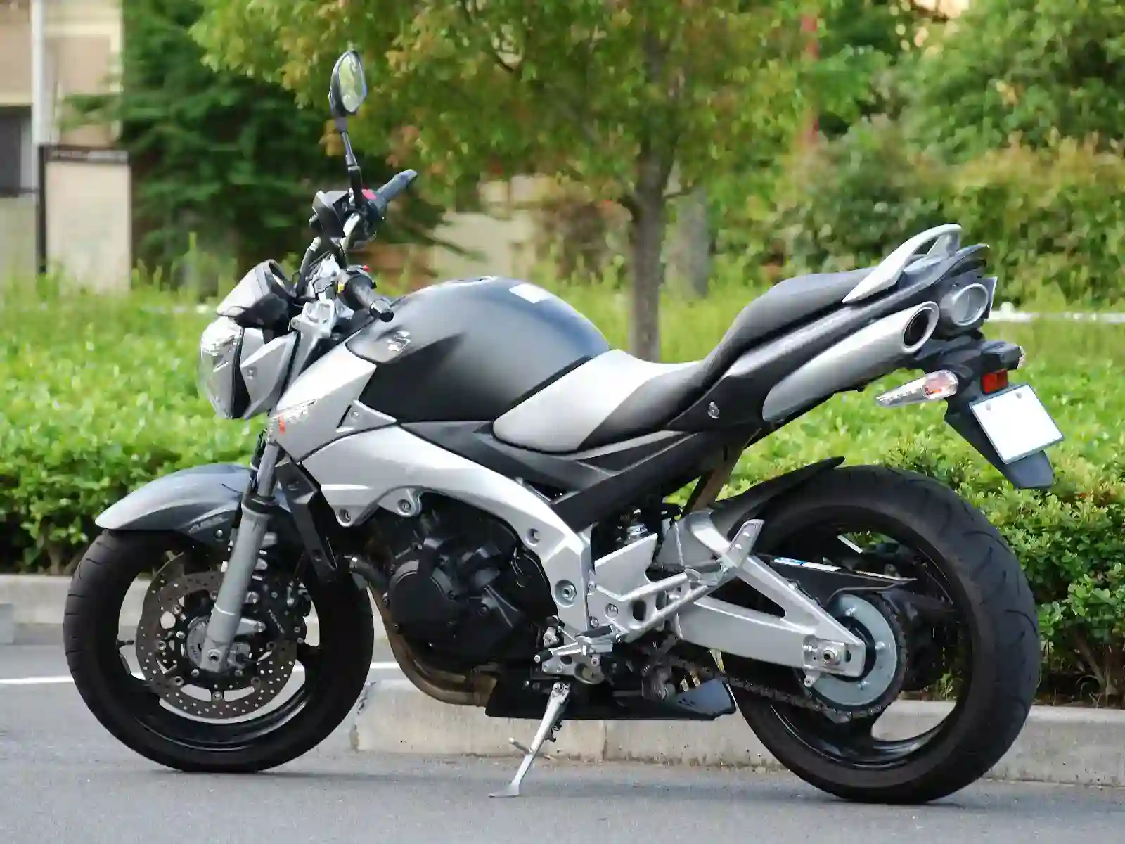 Suzuki GSR 400 ABS 2015