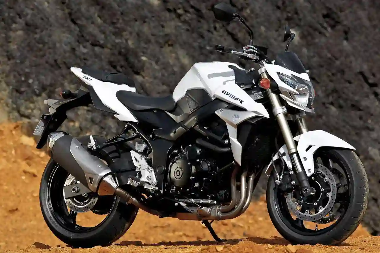 Suzuki GSR 750 2011
