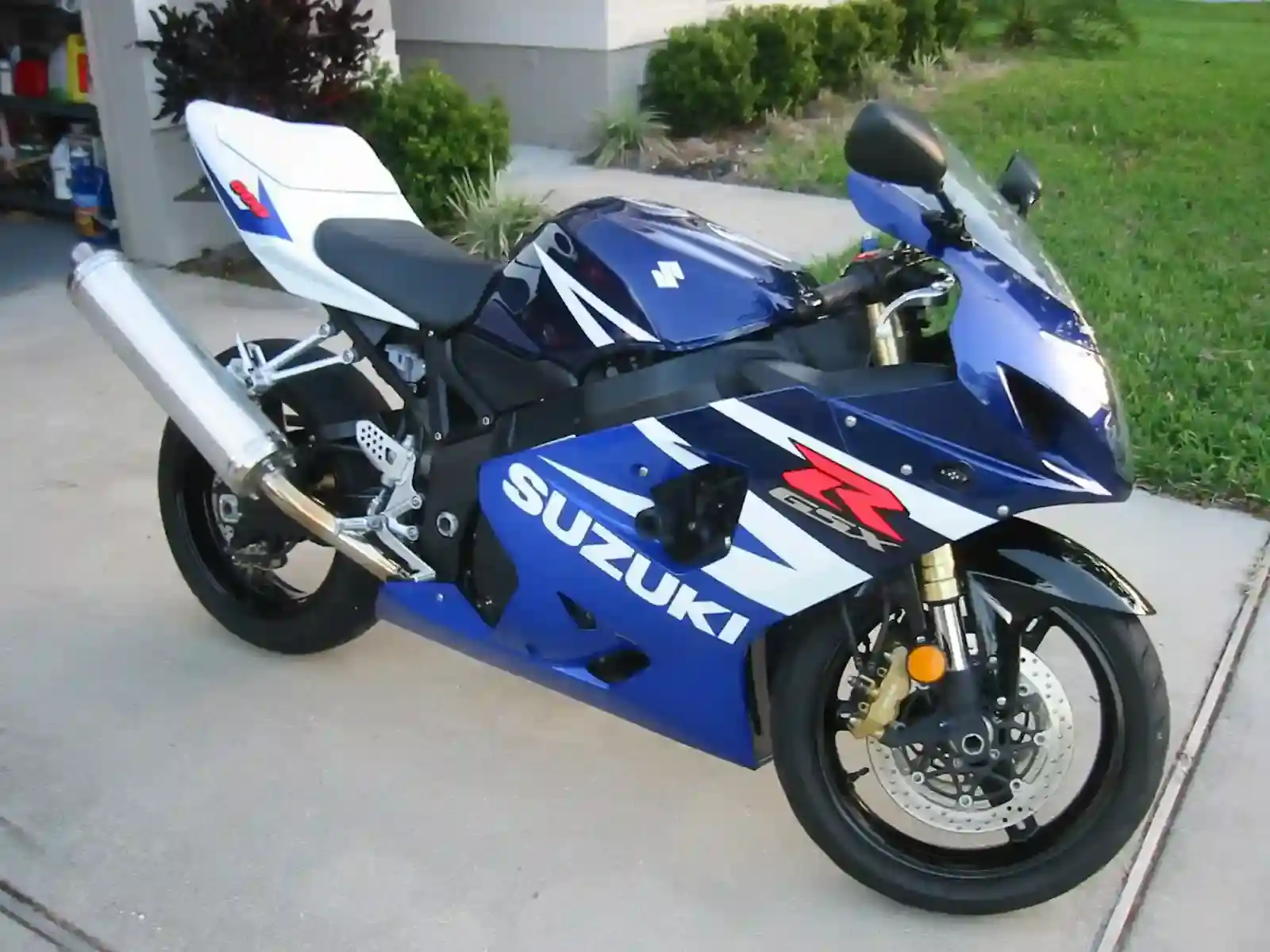 Suzuki GSX R 600 2004