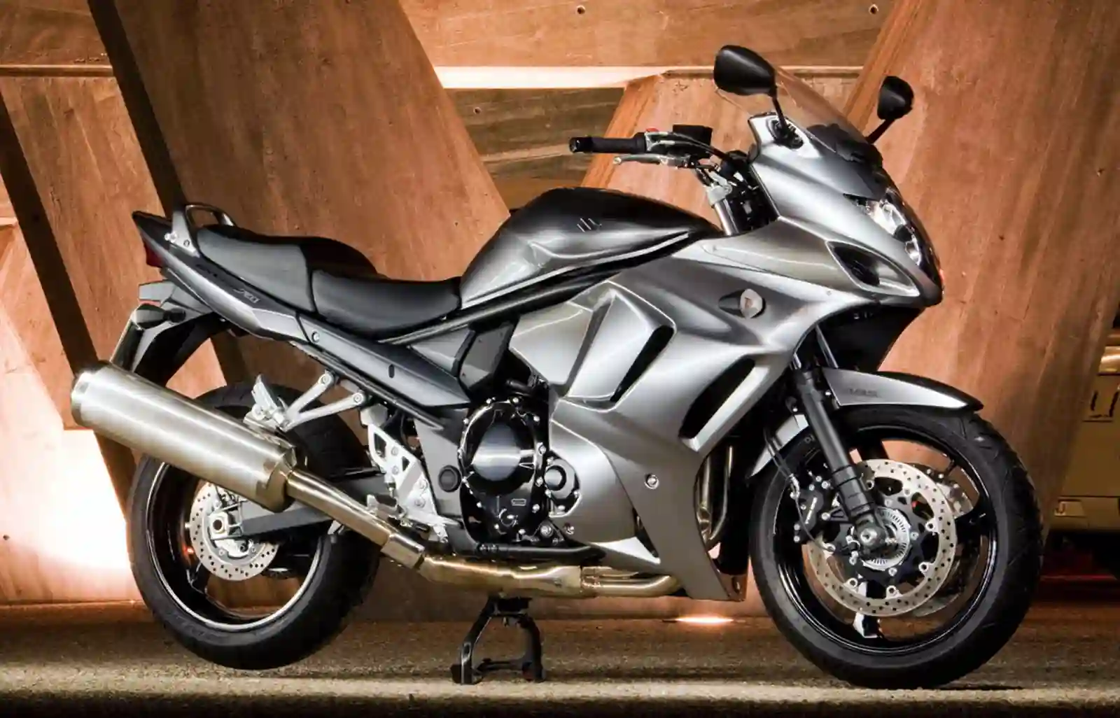 Suzuki GSX1250FA 2012