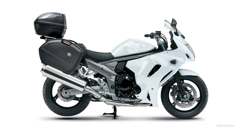 Suzuki GSX1250FA ST 2012