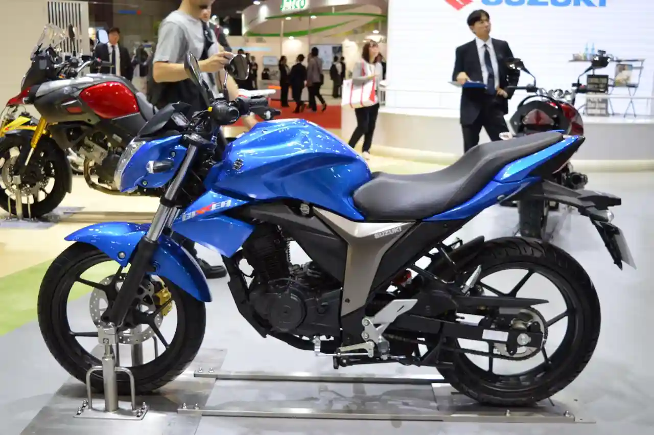 Suzuki Gixxer 2015