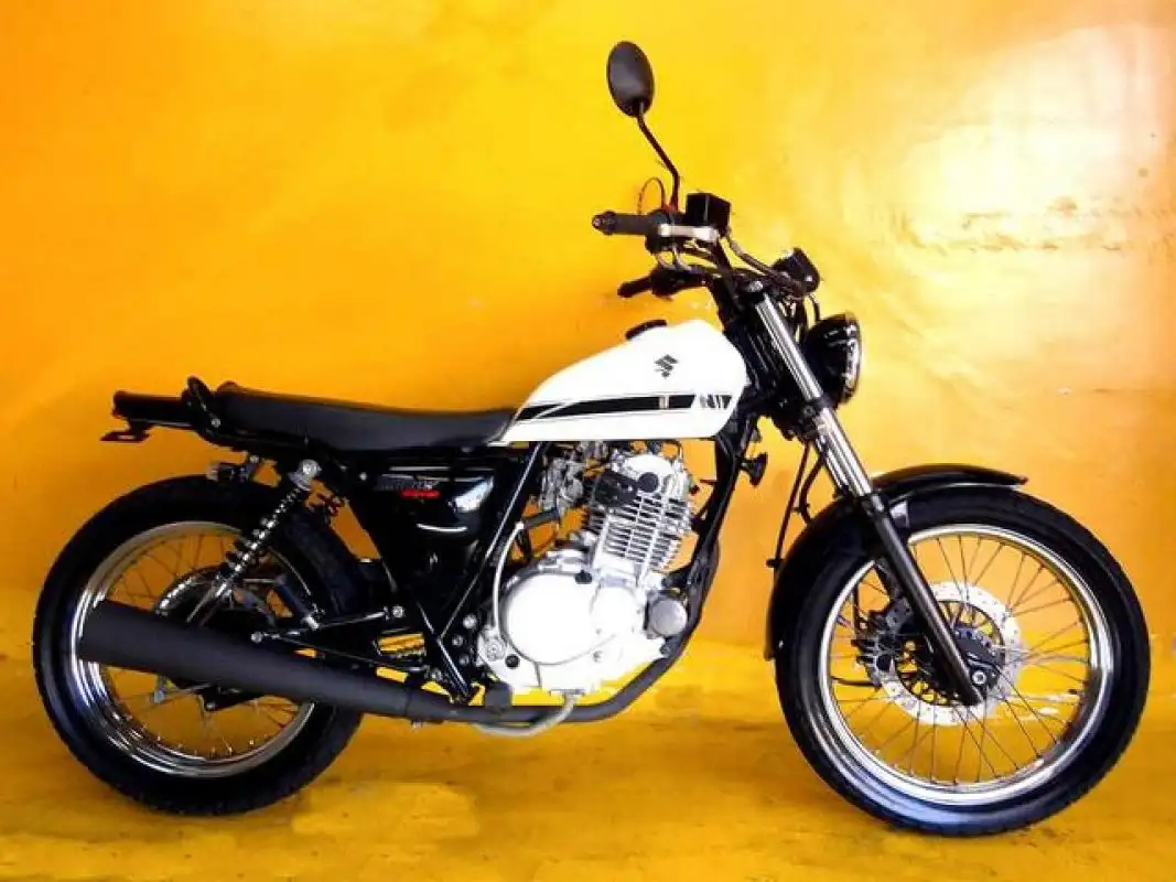 Suzuki Grass Tracker 2005