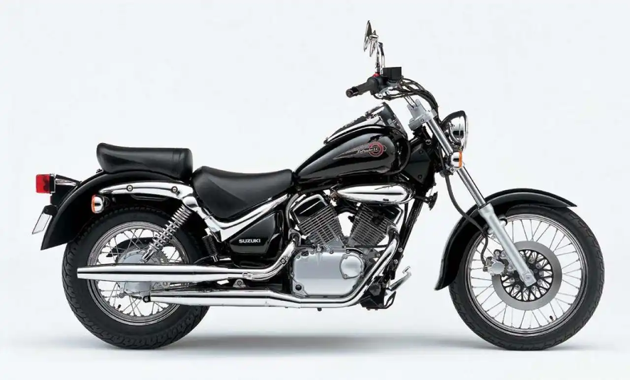 Suzuki Intruder 125 2000