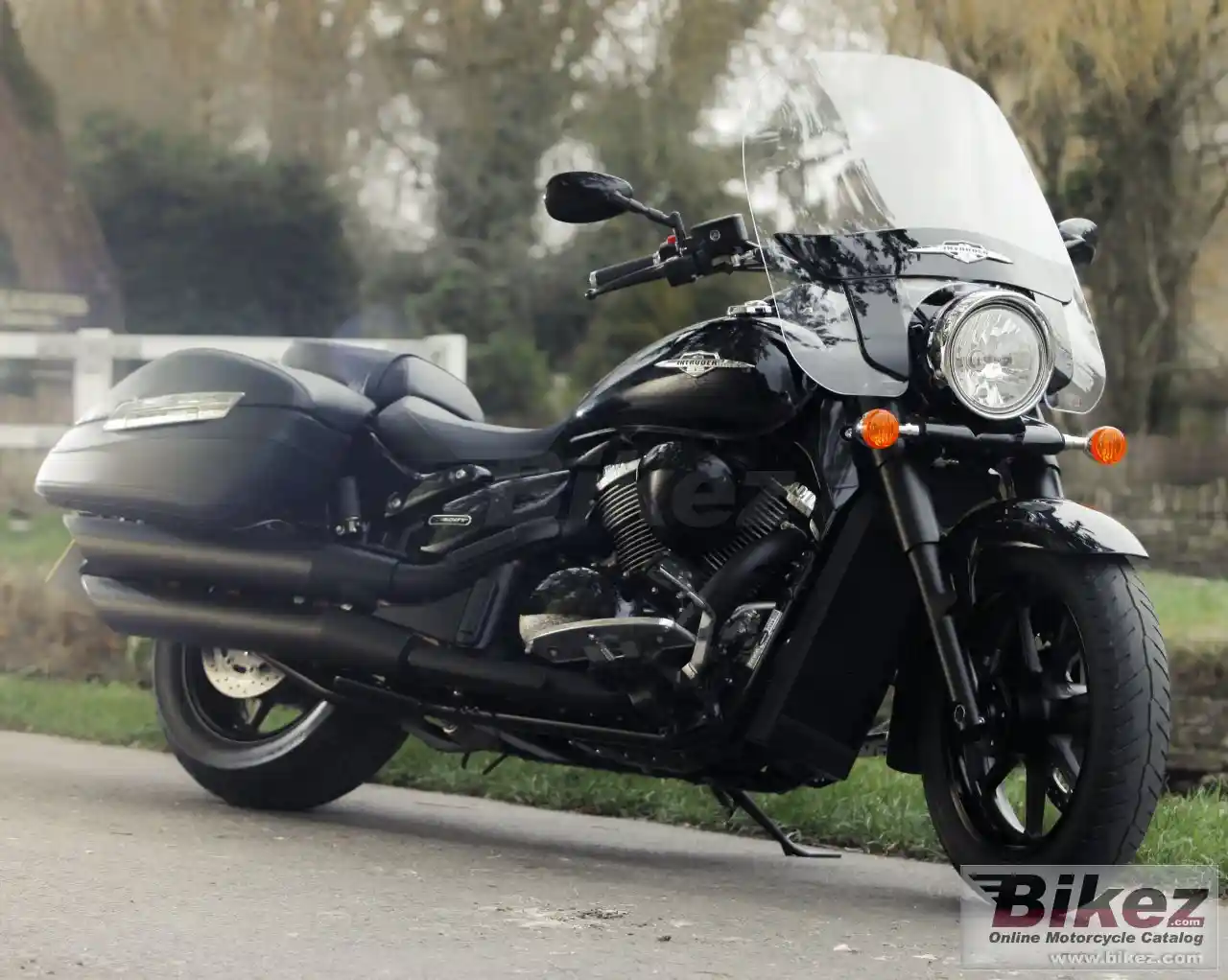 Suzuki Intruder C1500T B O S S 2015