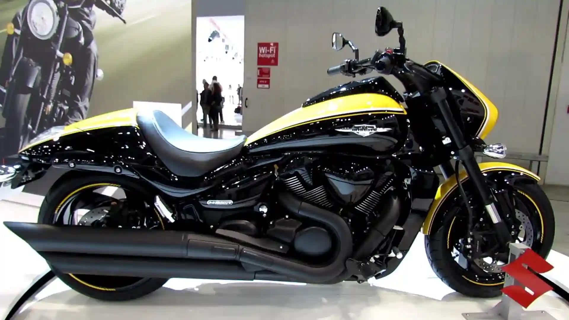 Suzuki Intruder M1800RBZ B.O.S.S. 2014