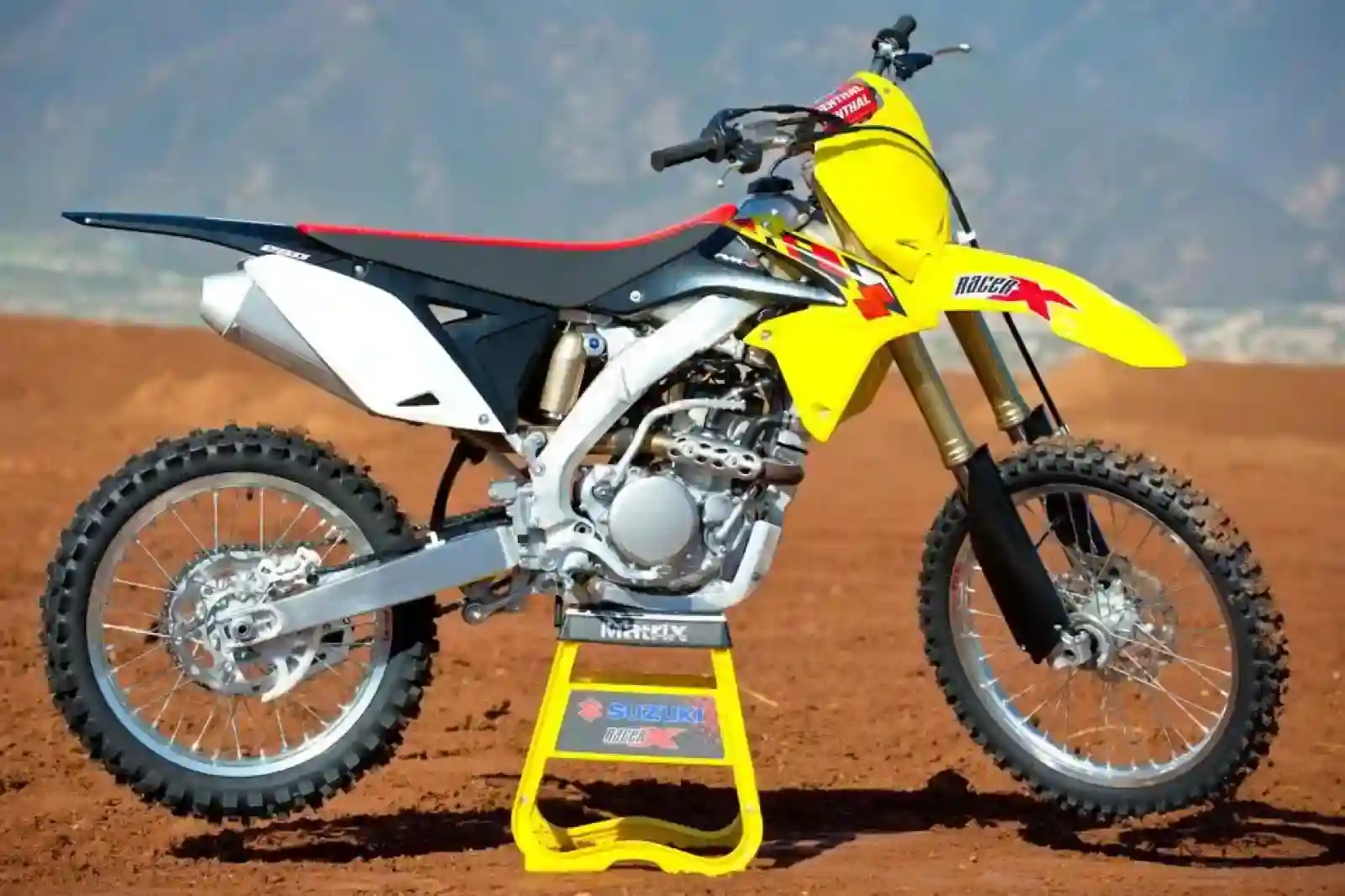 Suzuki RM Z250 2013