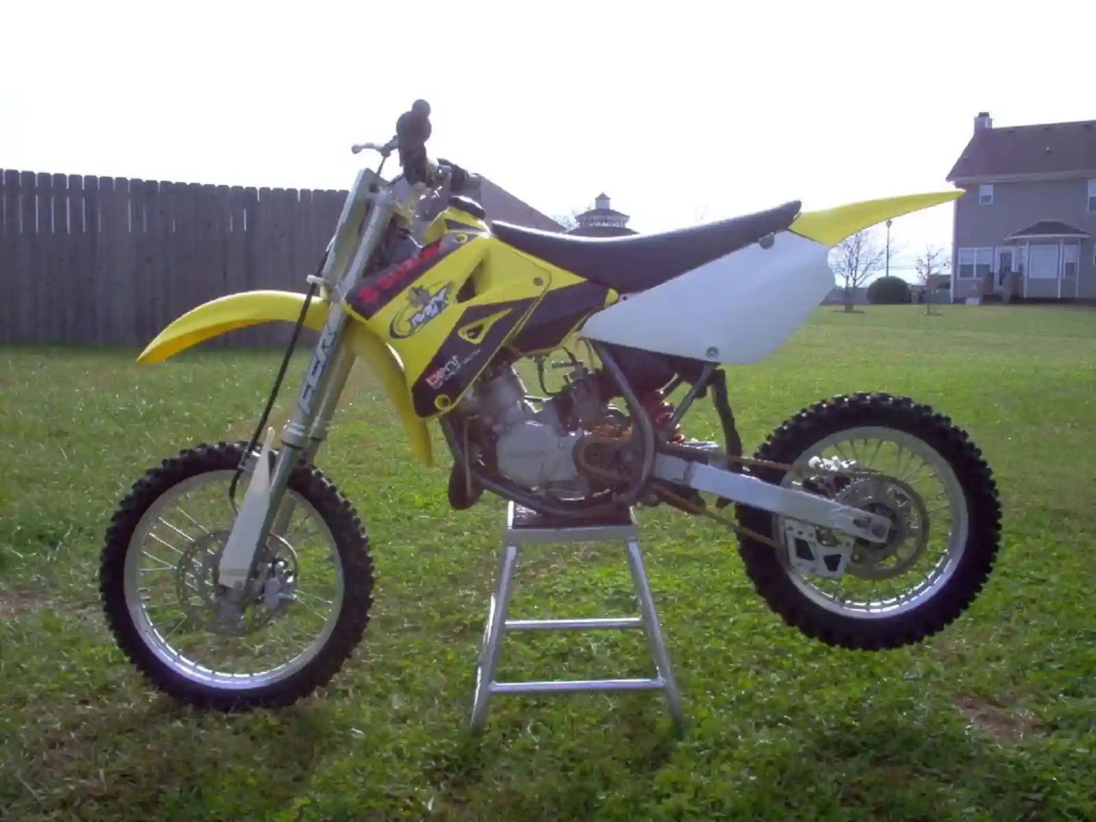 Suzuki RM85L 2012