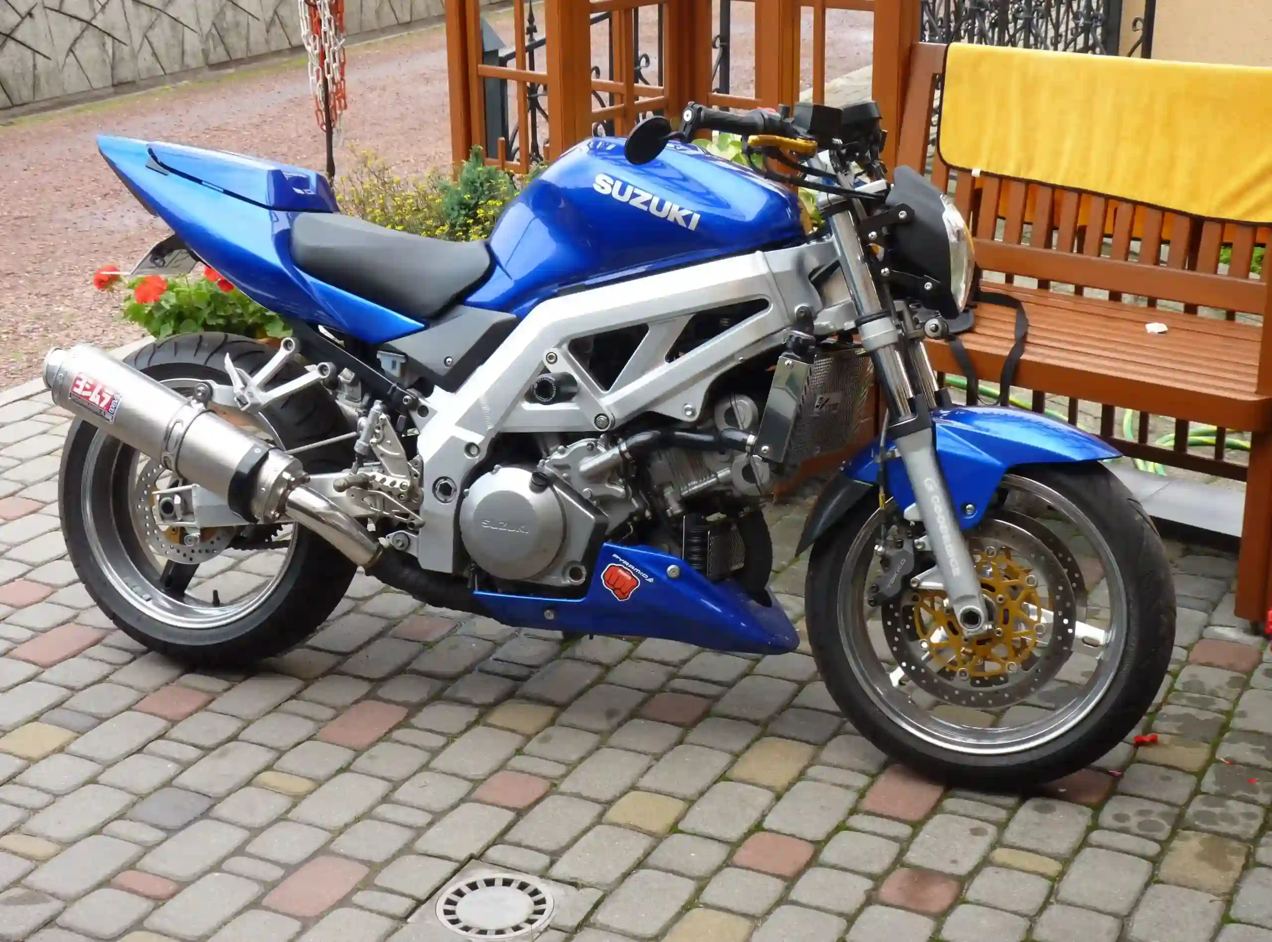 Suzuki SV 1000 2003