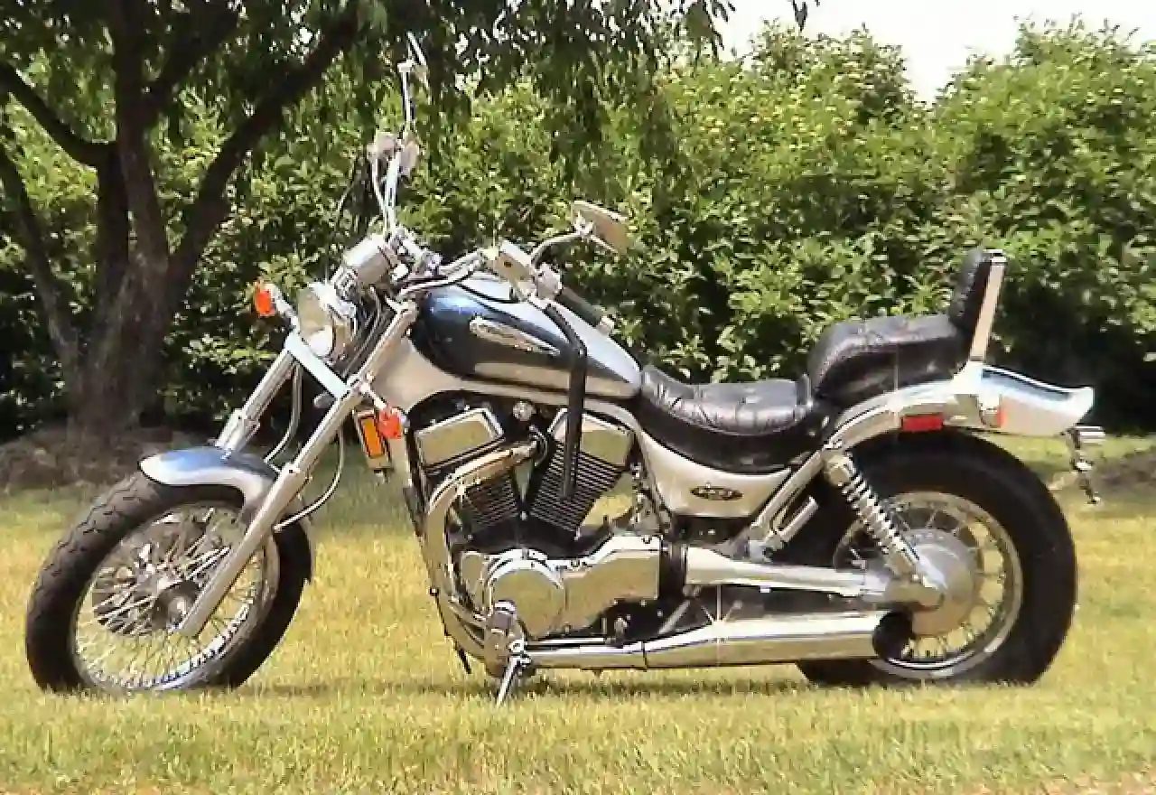 Suzuki VS 1400 GLP Intruder 2000