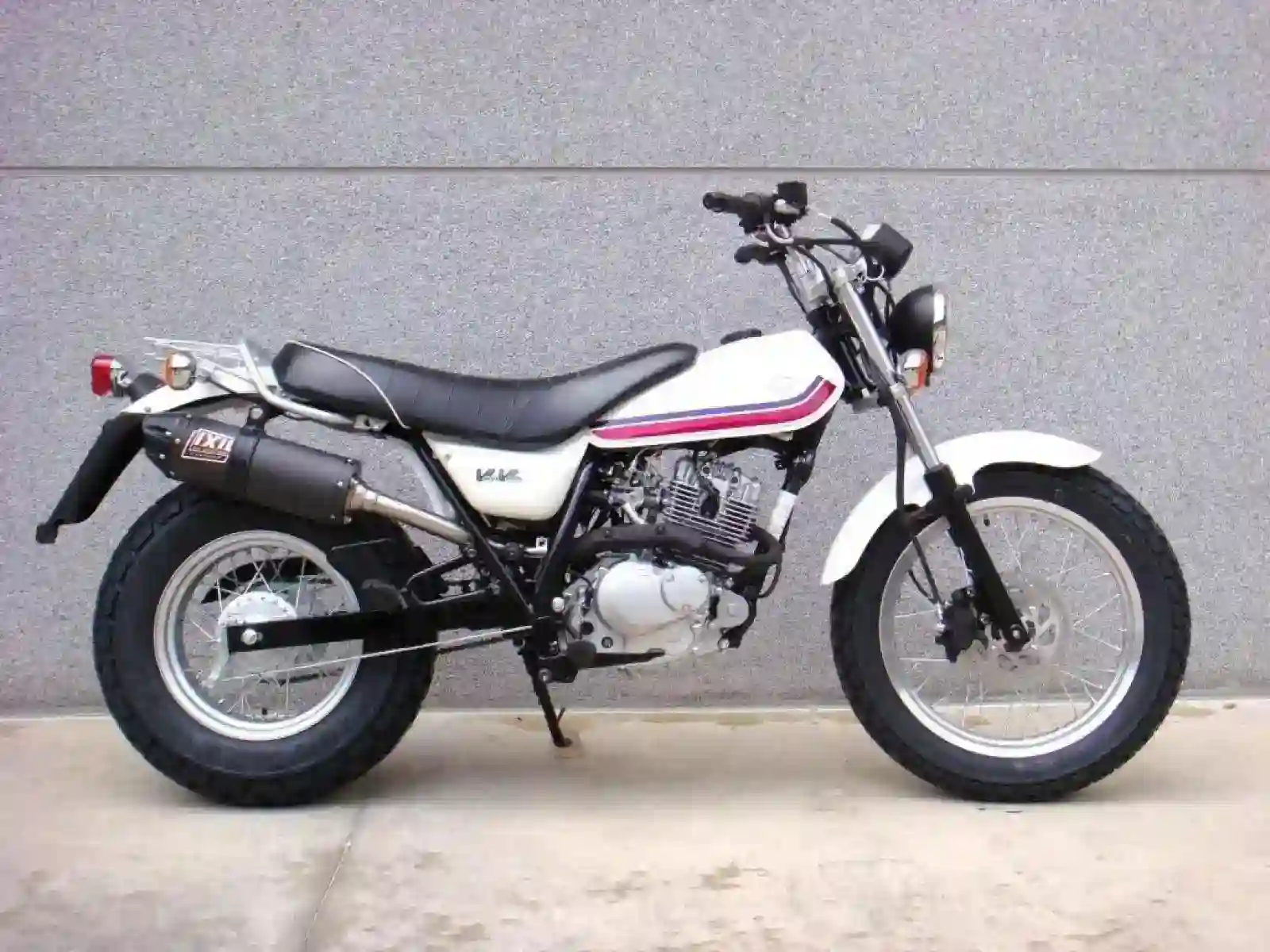 Suzuki Van Van 125 2011