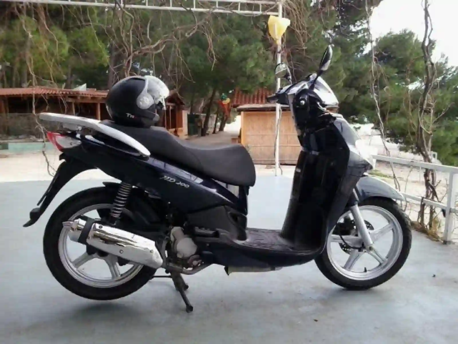 Sym HD 200 2004